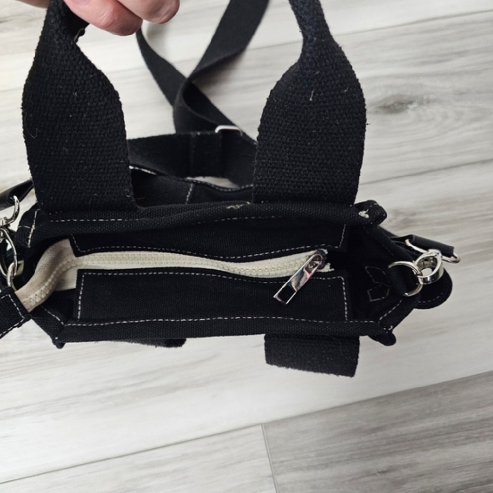BDG Black Canvas Crossbody Tote Bag with Contrast Stitching - Picture 3 of 10